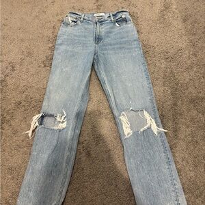 Abercrombie 90s High Rise Jean